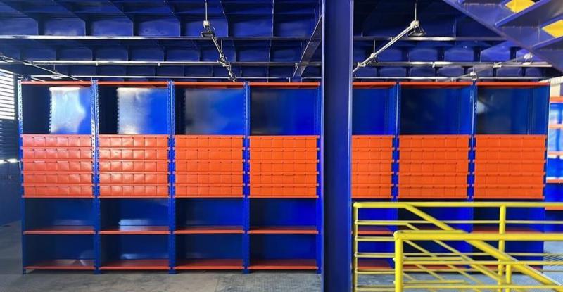 SOLUÇÃO PARA ARMAZÉM DE UMA TRANSPORTADORA SOLUÇÃO PARA ARMAZÉM DE UMA TRANSPORTADORA