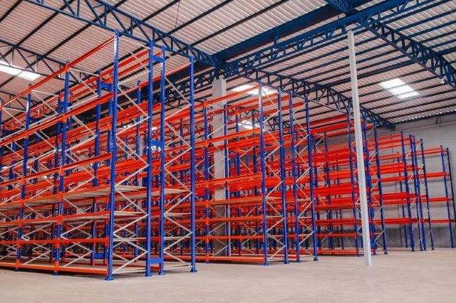 Empresa de porta pallet